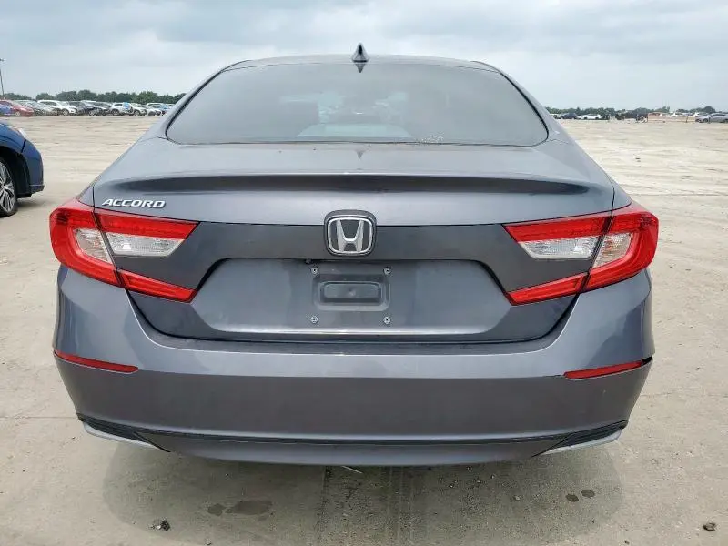 2022 HONDA ACCORD LX  