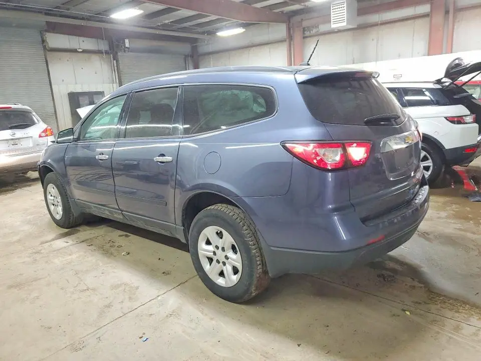 2014 CHEVROLET TRAVERSE LS  