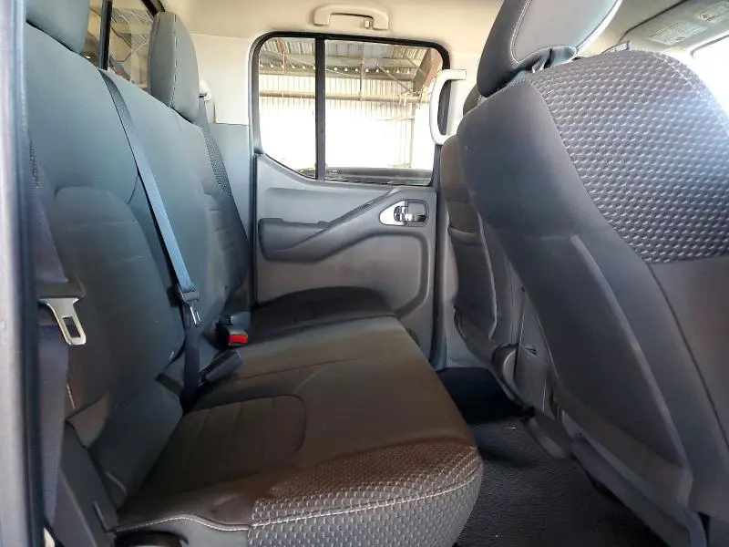 2016 NISSAN FRONTIER DESERT RUNNER  