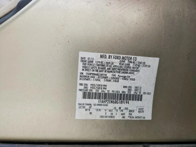 2011 FORD TAURUS SEL  