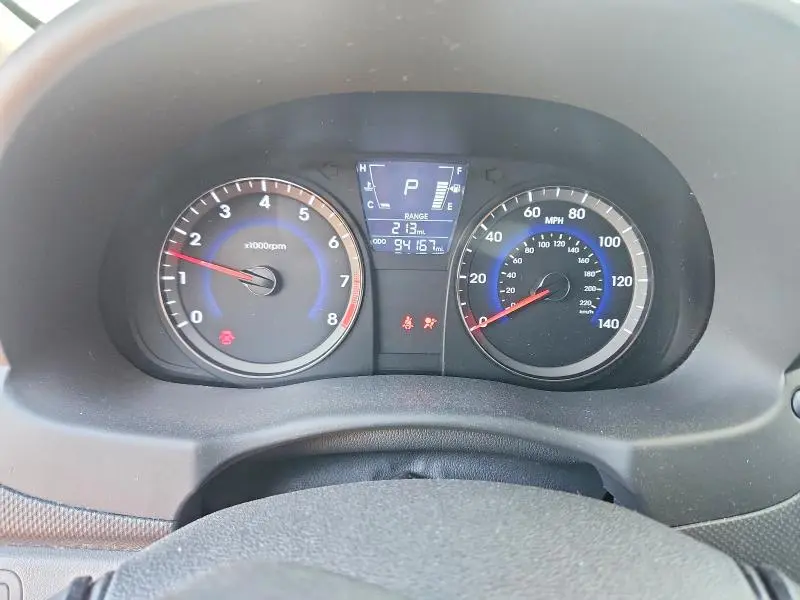 2014 HYUNDAI ACCENT GLS  