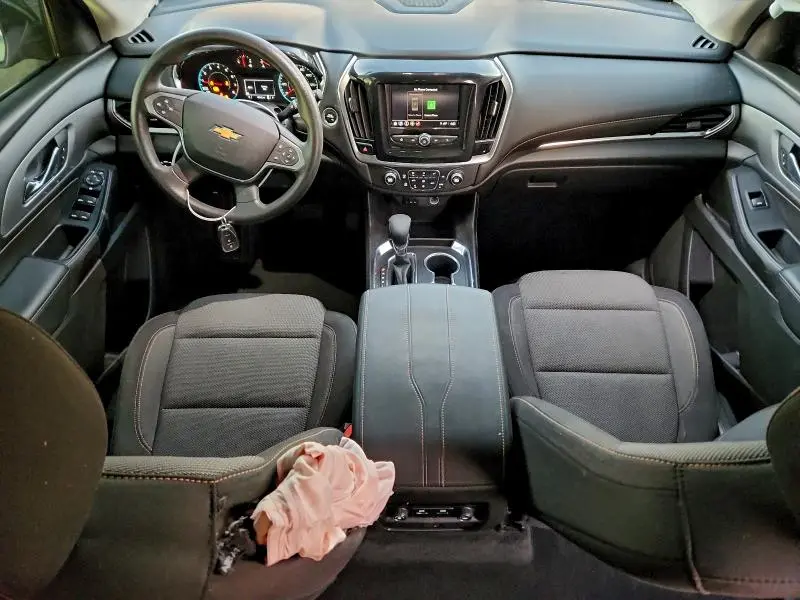 2021 CHEVROLET TRAVERSE LS  