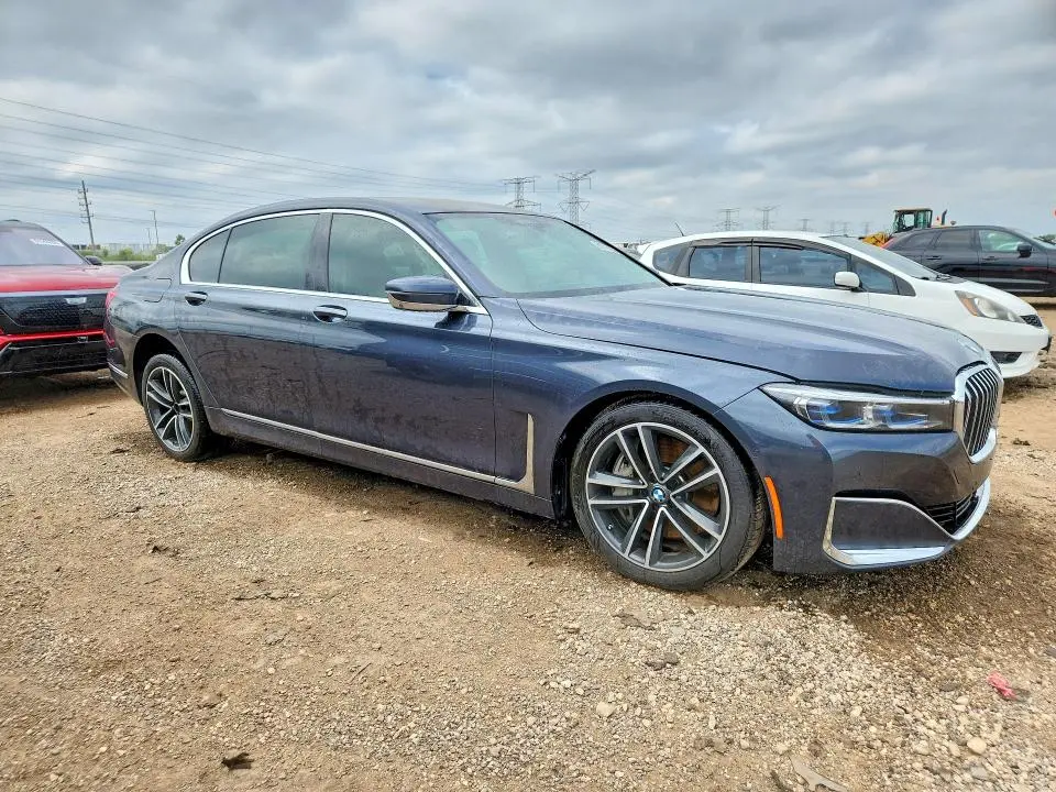 2020 BMW 750 XI  