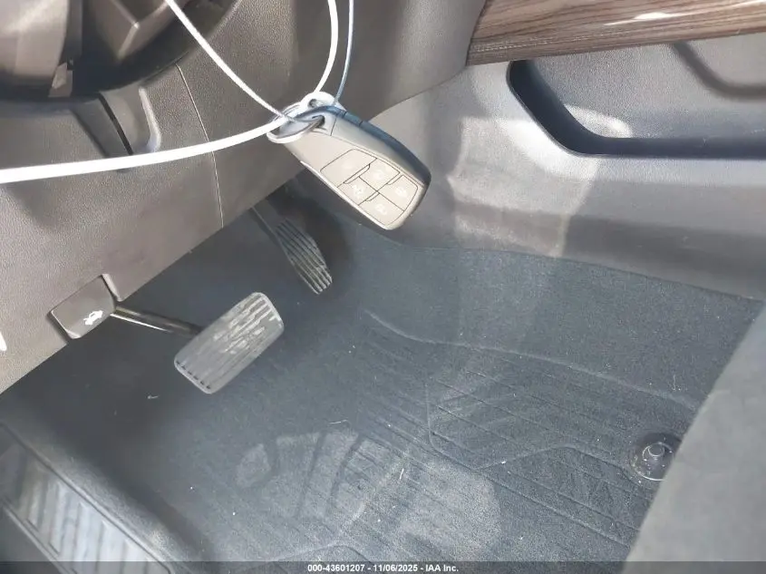 2024 CHEVROLET SILVERADO 1500 4WD  SHORT BED LT TRAIL BOSS