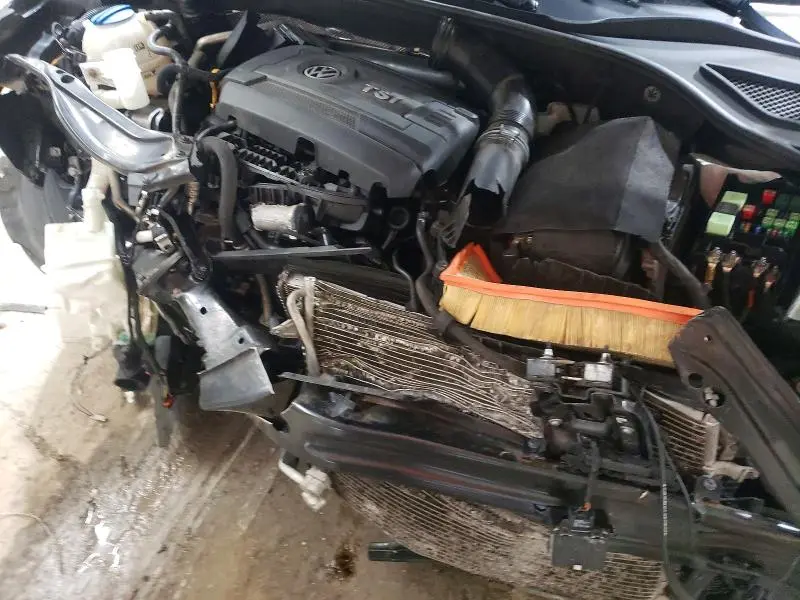 2016 VOLKSWAGEN PASSAT SE  