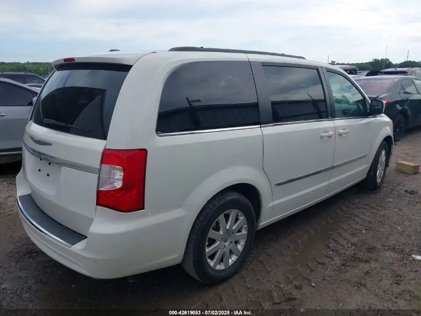 2013 CHRYSLER TOWN & COUNTRY TOURING