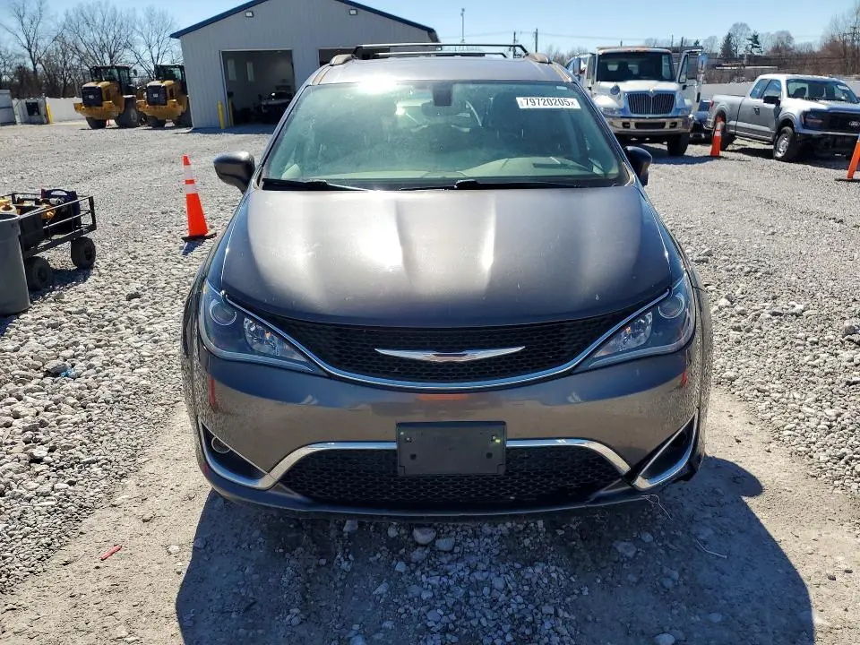 2017 CHRYSLER PACIFICA TOURING L  