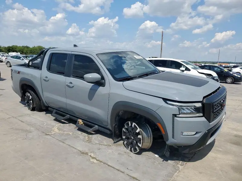 2022 NISSAN FRONTIER S  