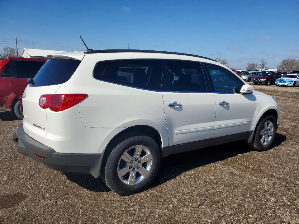 2012 CHEVROLET TRAVERSE LT  