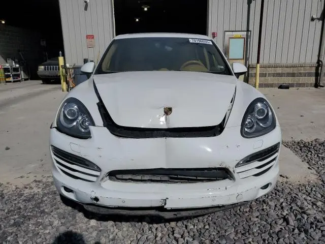 2014 PORSCHE CAYENNE   