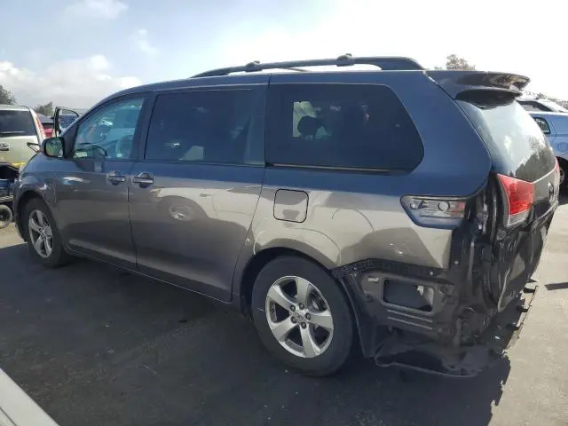 2013 TOYOTA SIENNA LE  