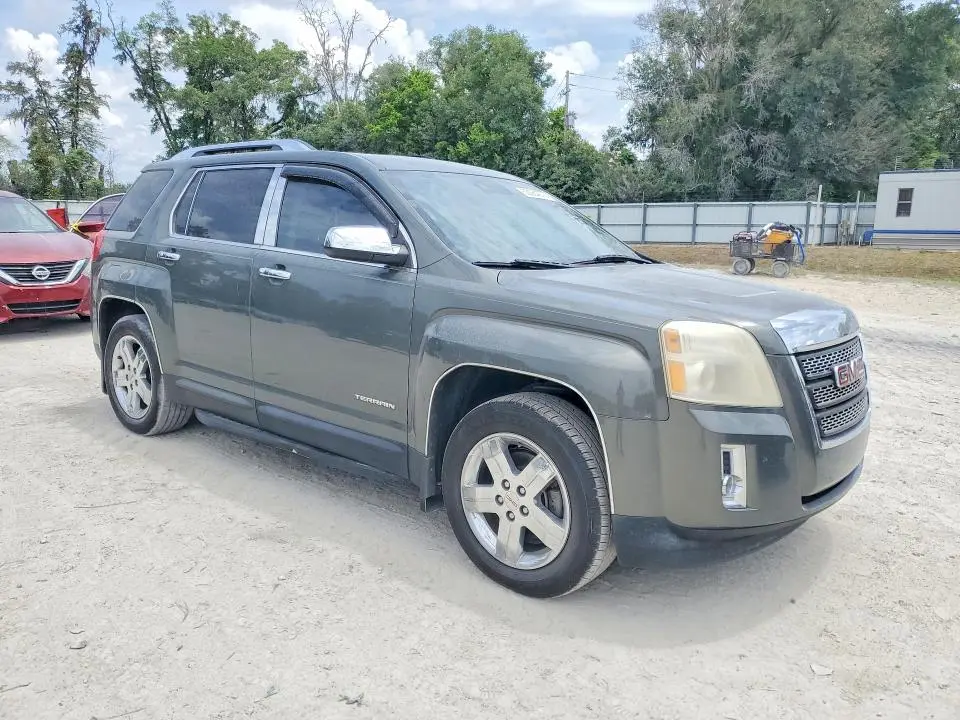 2013 GMC TERRAIN SLT  