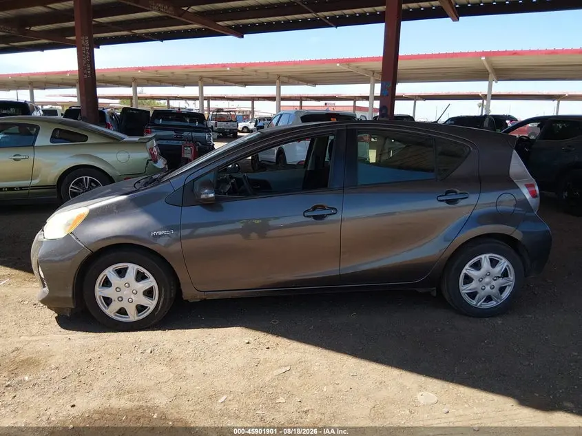 2013 TOYOTA PRIUS C TWO