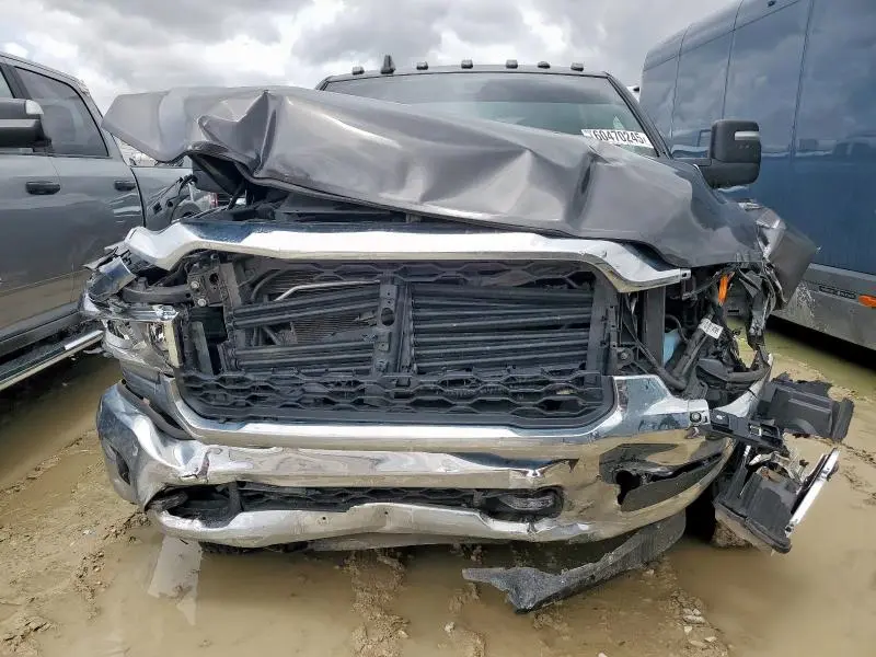 2023 RAM 3500 TRADESMAN  