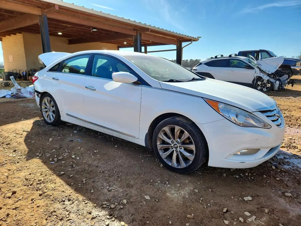2013 HYUNDAI SONATA SE  