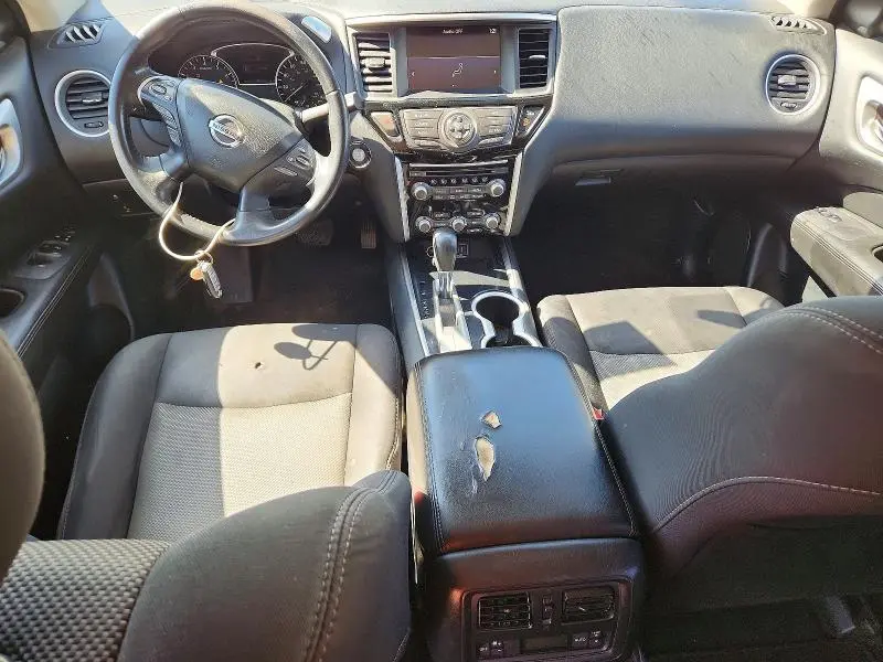 2019 NISSAN PATHFINDER SV  
