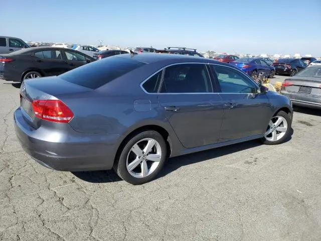 2015 VOLKSWAGEN PASSAT S  