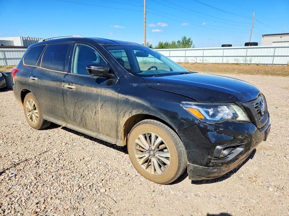 2019 NISSAN PATHFINDER SL  