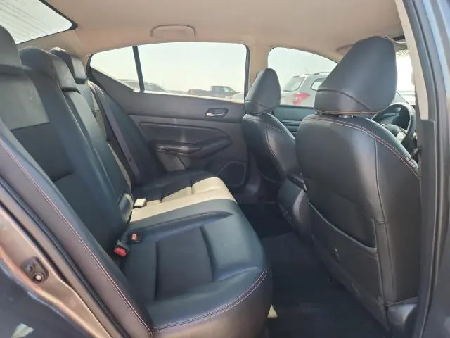 2019 NISSAN ALTIMA SR  