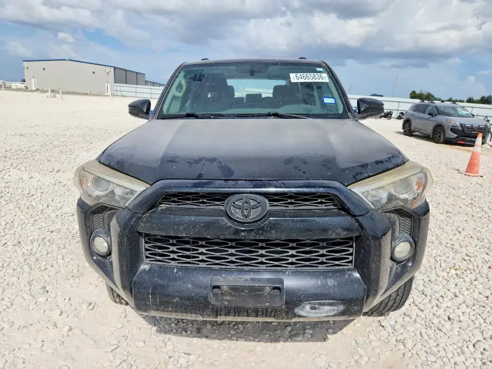 2014 TOYOTA 4RUNNER SR5  