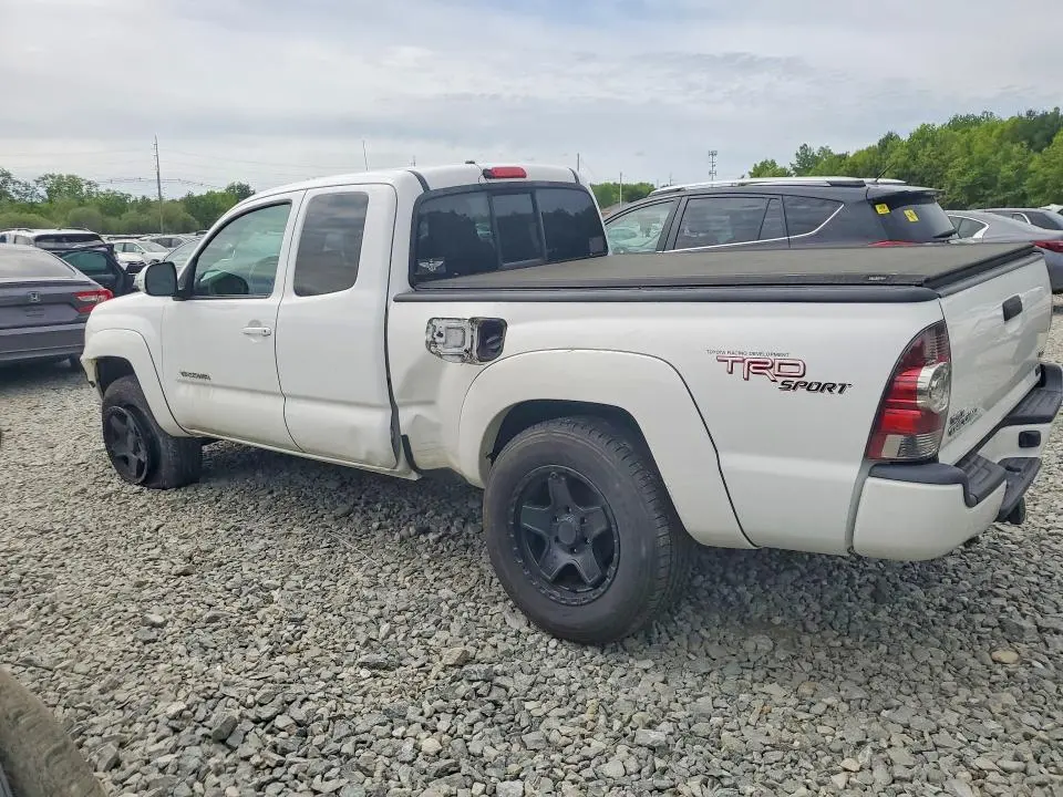 2013 TOYOTA TACOMA V6  