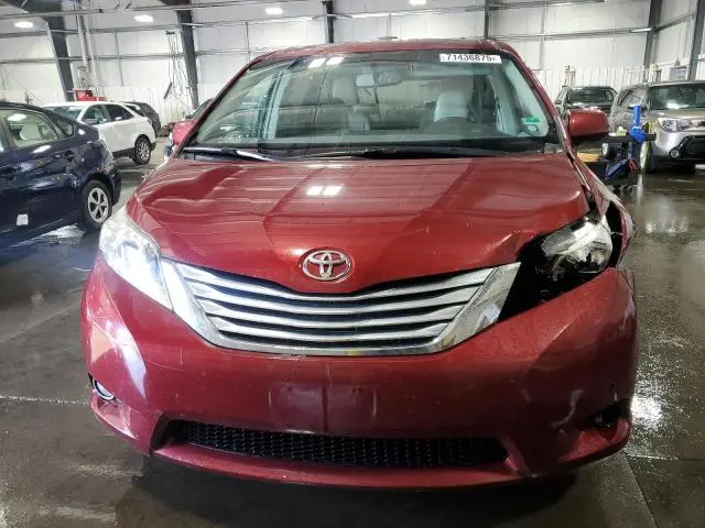 2012 TOYOTA SIENNA LIMITED 7-PASSENGER  