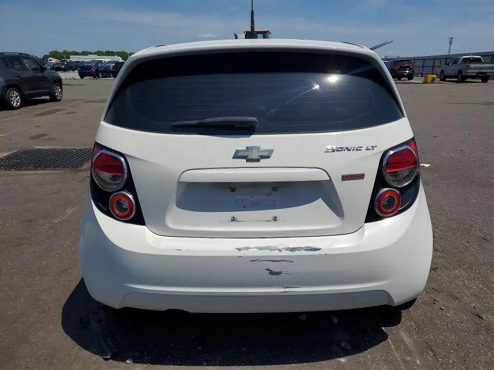 2013 CHEVROLET SONIC LT  