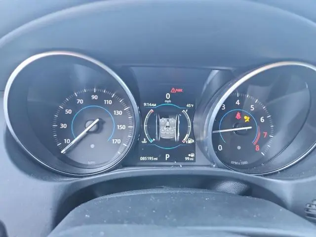 2017 JAGUAR XE PREMIUM  