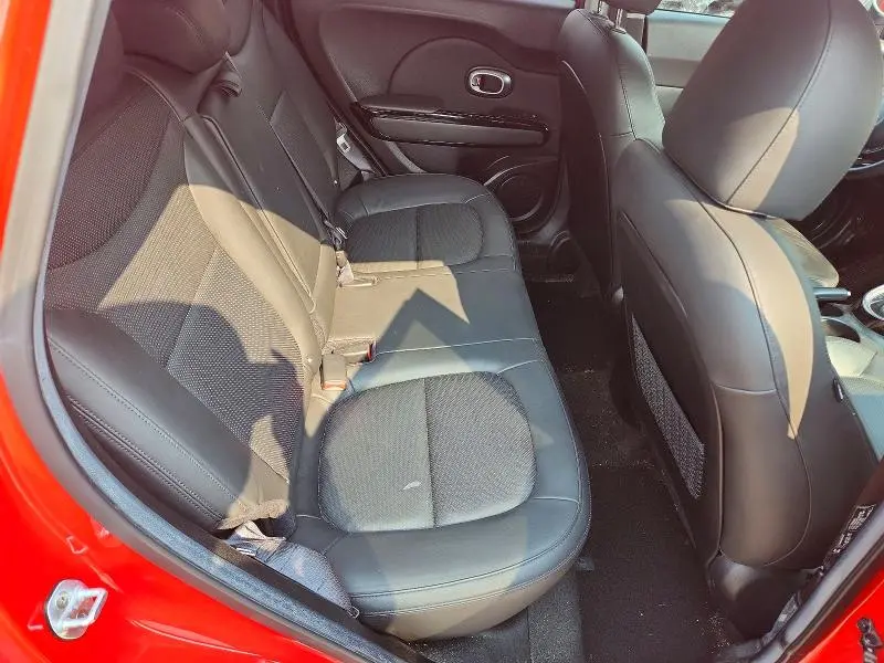 2016 KIA SOUL !  