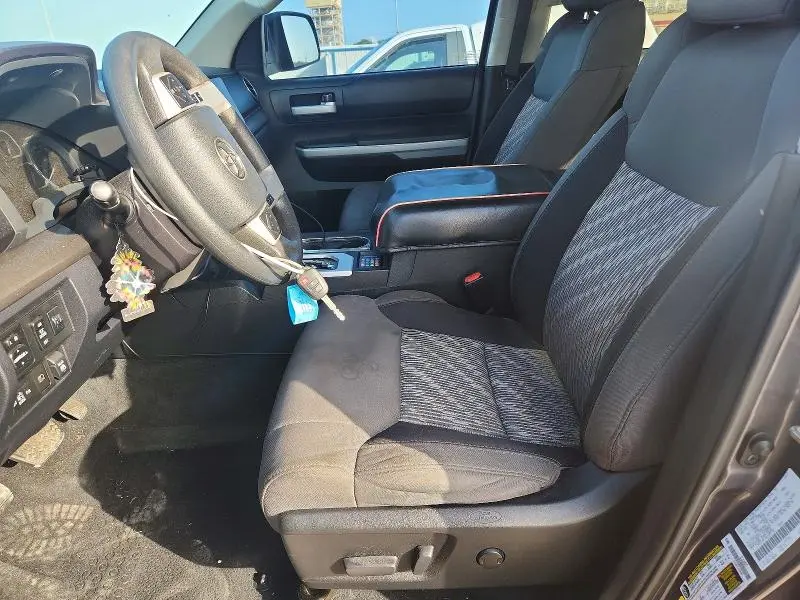 2020 TOYOTA TUNDRA CREWMAX SR5  
