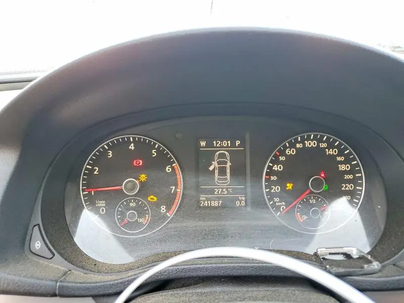 2012 VOLKSWAGEN PASSAT S  