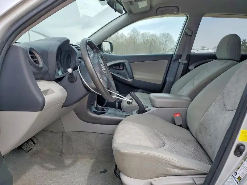 2011 TOYOTA RAV4 BASE  