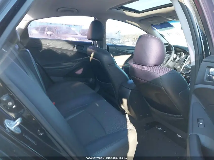 2011 HYUNDAI SONATA SE