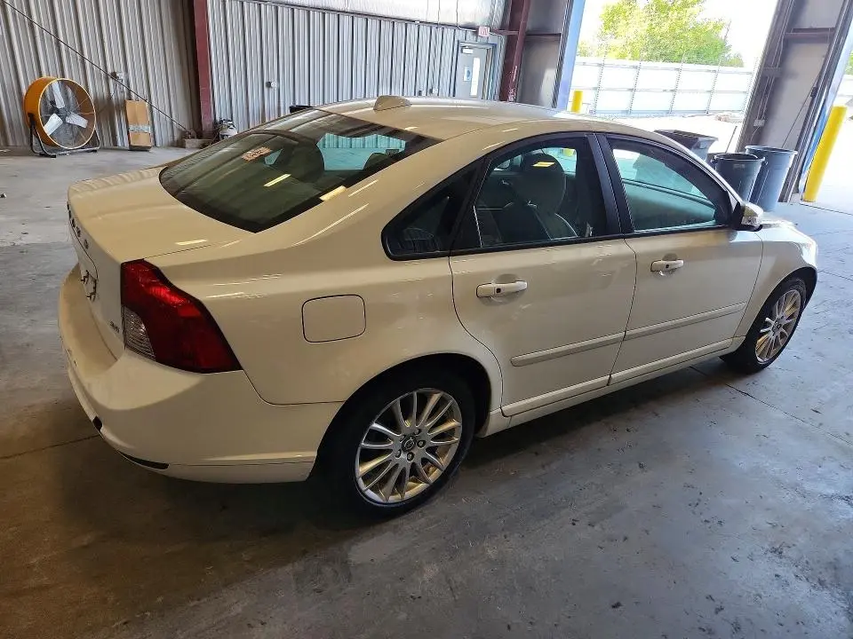 2010 VOLVO S40 2.4I  