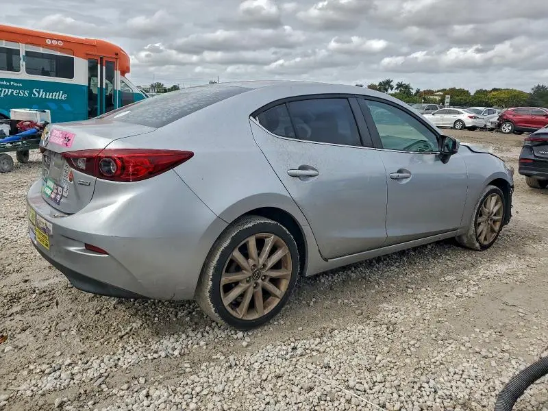 2017 MAZDA 3 TOURING  