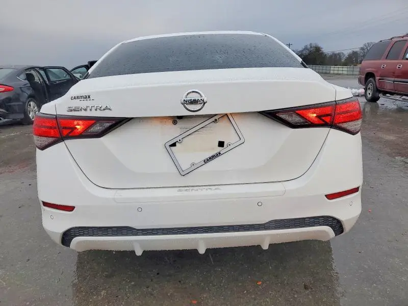 2022 NISSAN SENTRA S  