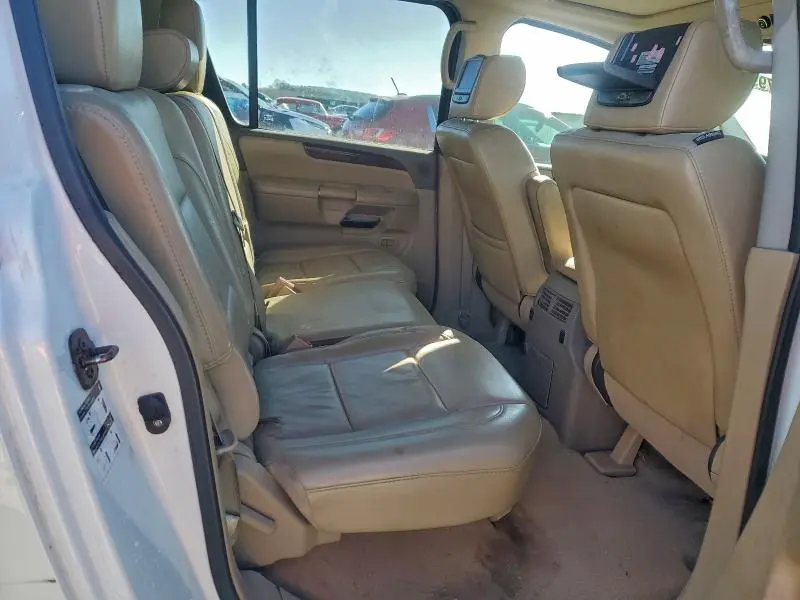 2014 NISSAN ARMADA SV  