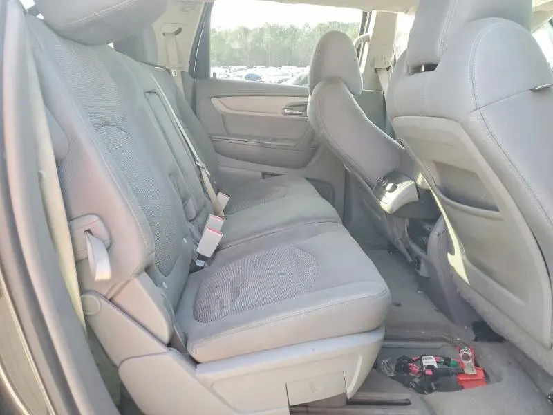 2017 CHEVROLET TRAVERSE LS  