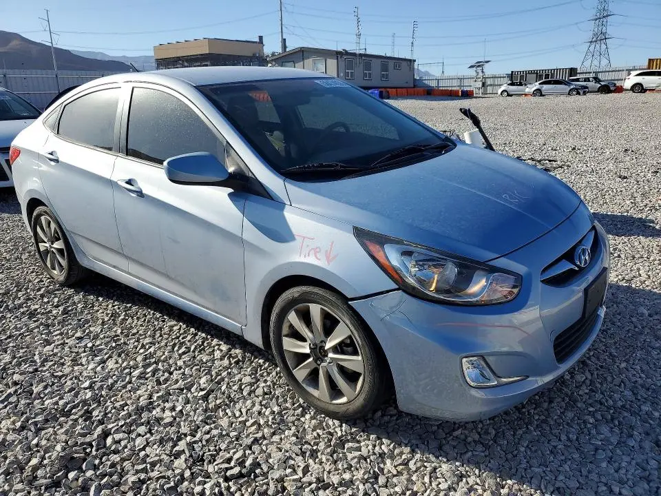 2012 HYUNDAI ACCENT   