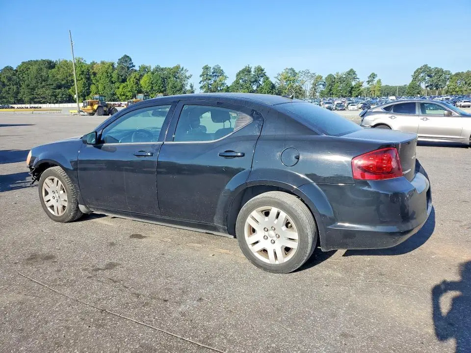 2013 DODGE AVENGER SE  