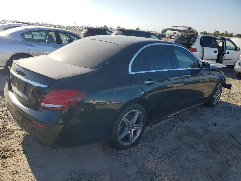 2018 MERCEDES-BENZ E 300 4MATIC  
