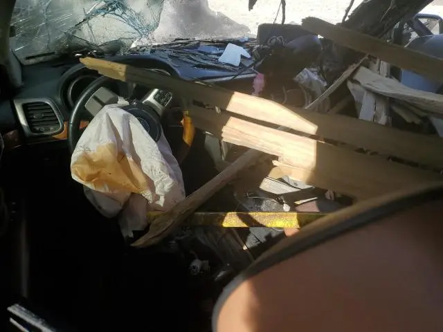 2011 JEEP GRAND CHEROKEE OVERLAND  