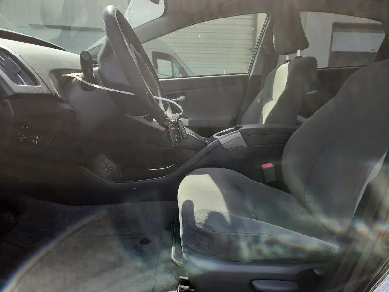 2013 TOYOTA PRIUS TWO  