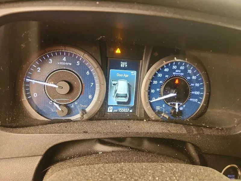 2017 TOYOTA SIENNA LIMITED PREMIUM 7-PASSENGER  