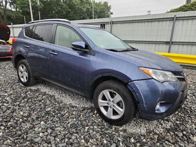 2014 TOYOTA RAV4 XLE  