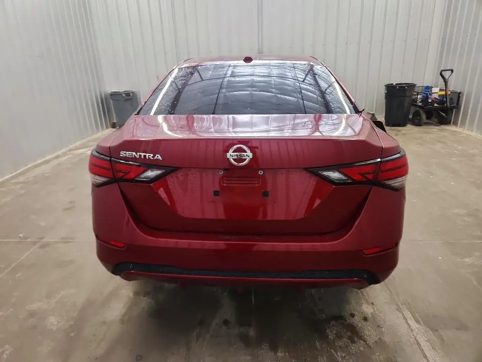 2022 NISSAN SENTRA SV  