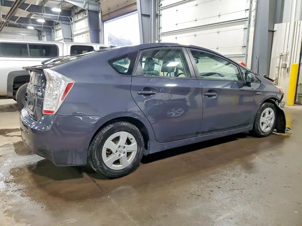 2010 TOYOTA PRIUS IV  