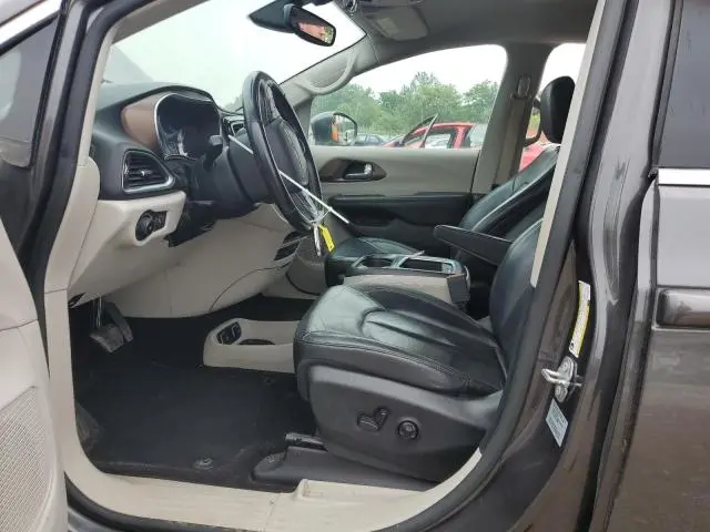 2017 CHRYSLER PACIFICA TOURING L PLUS  