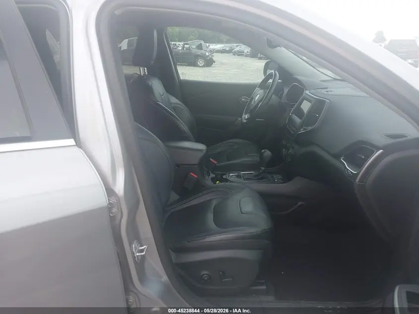 2021 JEEP CHEROKEE LATITUDE LUX FWD