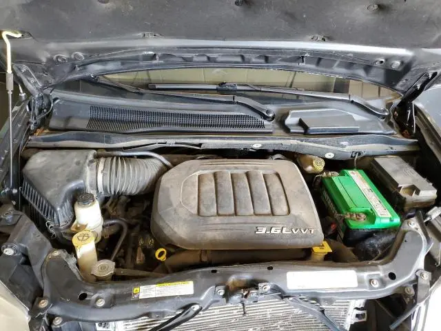 2012 DODGE GRAND CARAVAN SE  